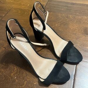 Madden Girl Black and Tan Women's Heels
